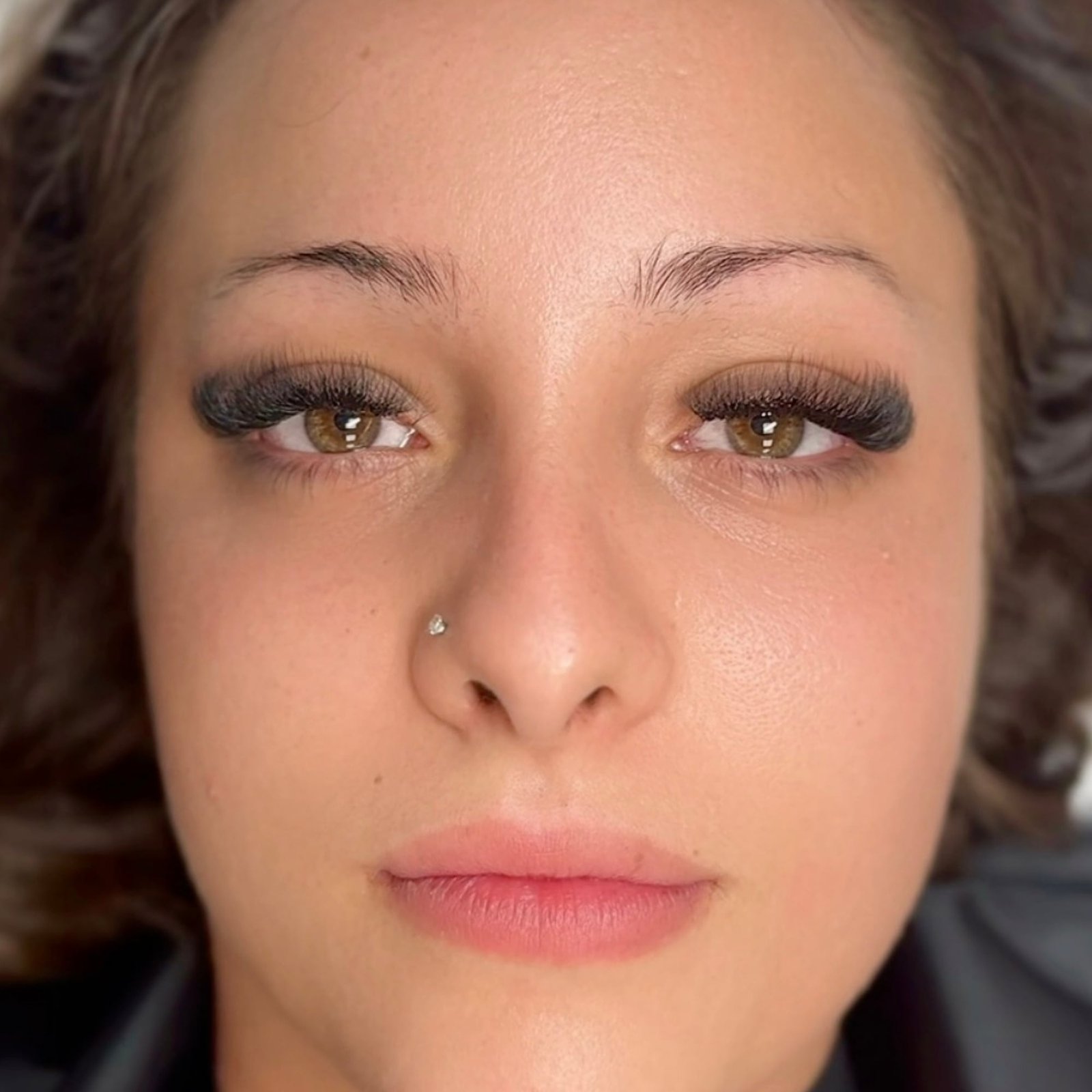 Cejas escasas antes del diseño